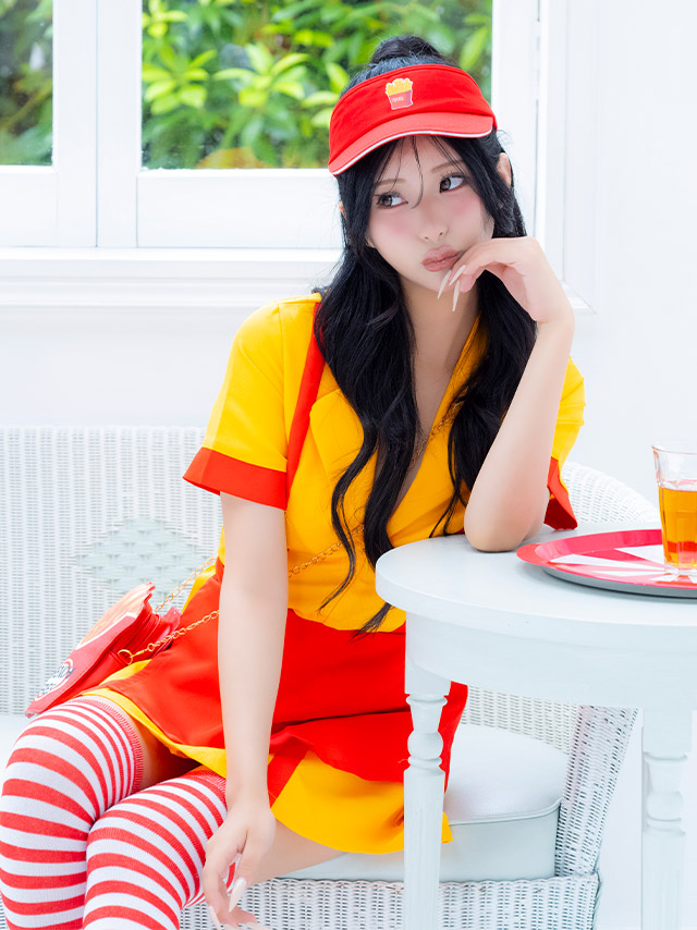 コスプレ 制服 5点set ダイナー アメリカンハンバーガー 体型カバー フレアスカート ショップガール (ワンピース/帽子/エプロン/ニーハイソックス/バッグ)【ハロウィン】[tk-hwpsc2118a]のイメージ画像5