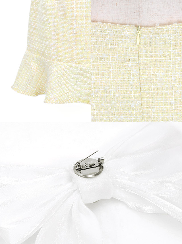 オフショルダー裾フリルツイードホワイトリボンブローチ付きセットアップフレアミニドレスの商品特徴