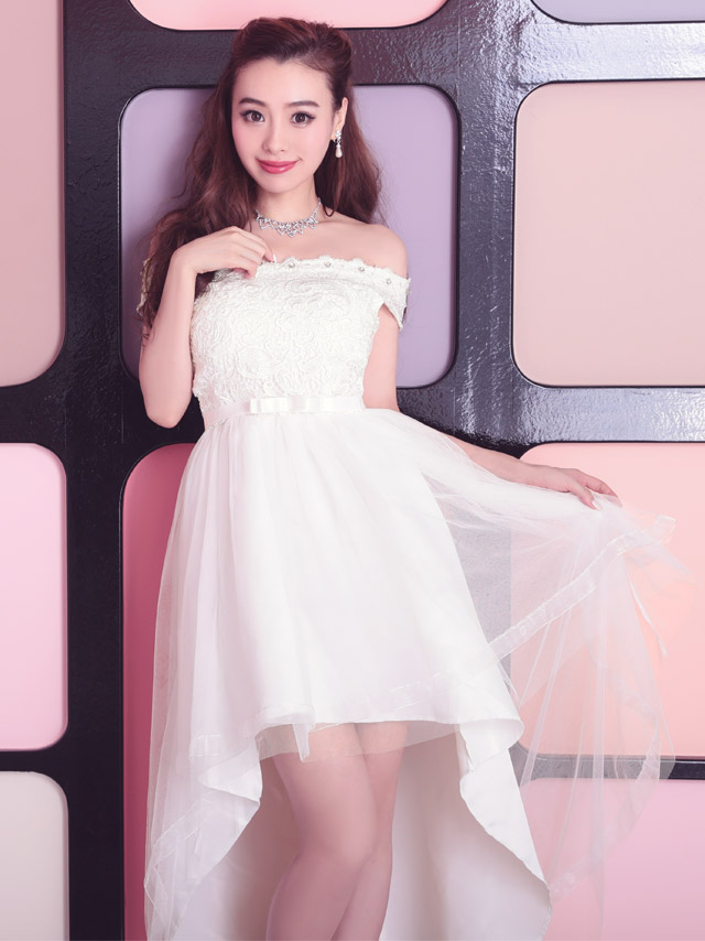 バースデー オフショルダーチュールスカートハイウエスト切替フレアロングテールドレスのイメージ画像1