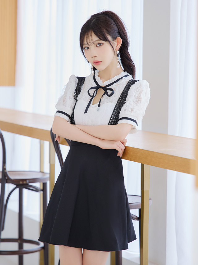 [韓国ドレス] ミニドレス サロペ風 モノトーン 半袖 ネックリボン Aライン キャバドレスのイメージ画像1