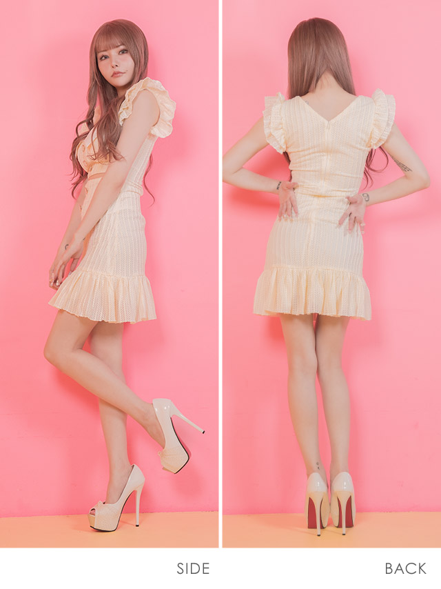 [韓国ドレス] ミニドレス コットンレース ワンピース 襟付き フリル袖 ウエストカット 裾フリル ノースリーブ ブラジャーのまま Aライン クリーム キャバドレスのサイドバッグ全身