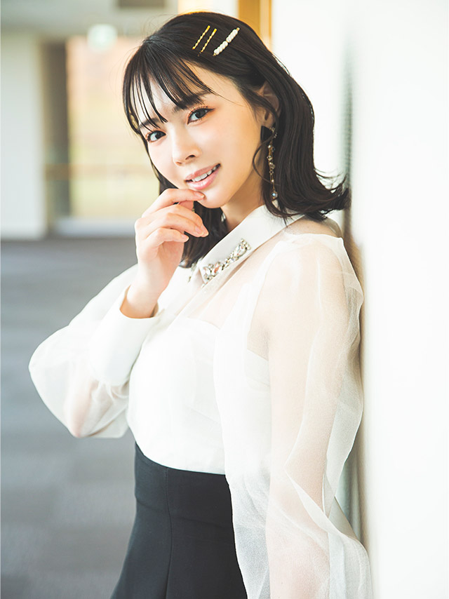 韓国ドレス セットアップキャミソール付きビジュー襟デザイン長袖シアーブラウス×スカートパンツドレスのイメージ画像3