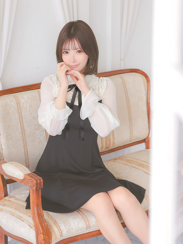 長袖 フリル 襟デザイン リボンタイ付き ビジューボタン フレアミニドレスのイメージ画像4