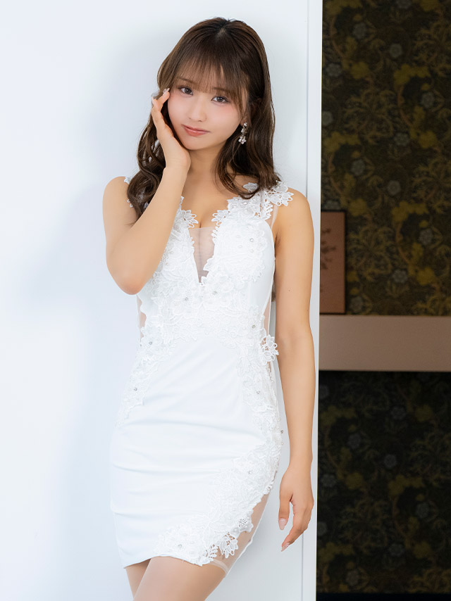 パール付きサイドシースルー付きタイトミニドレス