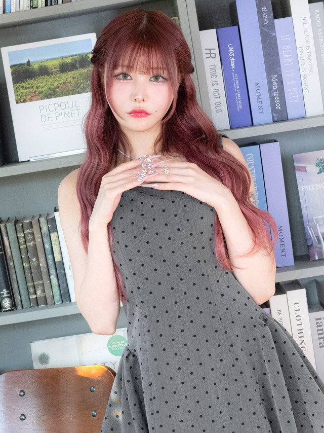 ワンピース Aライン ミニドレス ノースリーブ 上品 背中魅せ ドット柄 ピンドット バックリボン 同伴 キャバドレスのイメージ画像1