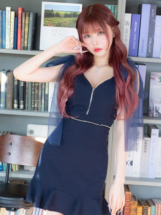 タイトミニドレス 谷間 バストジップ ノースリーブ チュールリボン ツイード 上品 (聖菜着用)のイメージ画像3