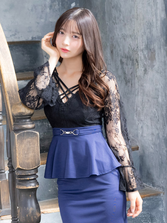 ミニドレス 長袖 袖あり ブラックレース ペプラム 谷間 ダブルクロスネック ウエストベルト ストレッチ お腹カバー 二の腕カバー 大きいサイズ XL XXL 黒 ネイビー タイト キャバドレスのイメージ画像2