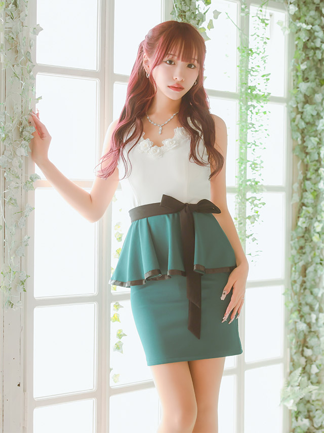 ミニドレス タイト 大きいサイズ レース 大人 ノースリーブ ストレッチ ペプラム ウエストリボン 白 キャメル XL XXL 4L 5L 6L キャバドレスのイメージ画像1