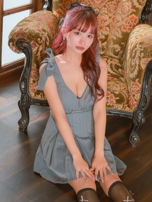 ミニドレス Aライン 谷間 ノースリーブ リボンショルダー ストライプ グレー キャバドレス まやりんのイメージ画像4