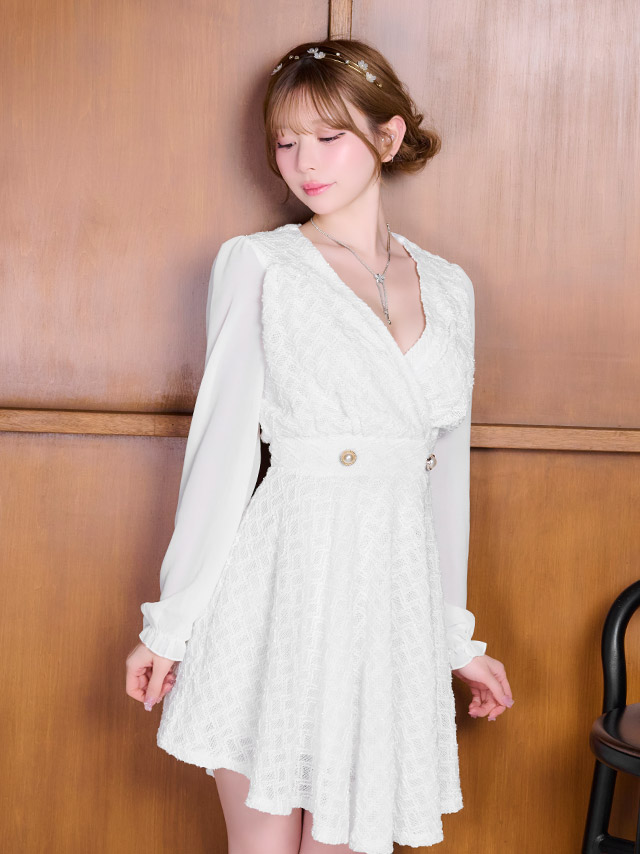 膝丈ドレス Aライン 長袖 ツイード ラメ ワンピース Vネック 大人 上品 二の腕カバー 下着のまま お呼ばれ 高身長 白 キャバドレスのイメージ画像3