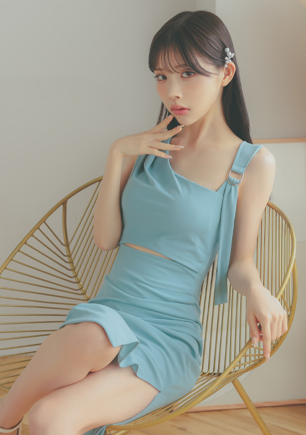 韓国ドレス 膝丈ドレス ワンショルダー風 アシメショルダー ウエストカット ギャザー タイト キャバドレスイメージ画像1