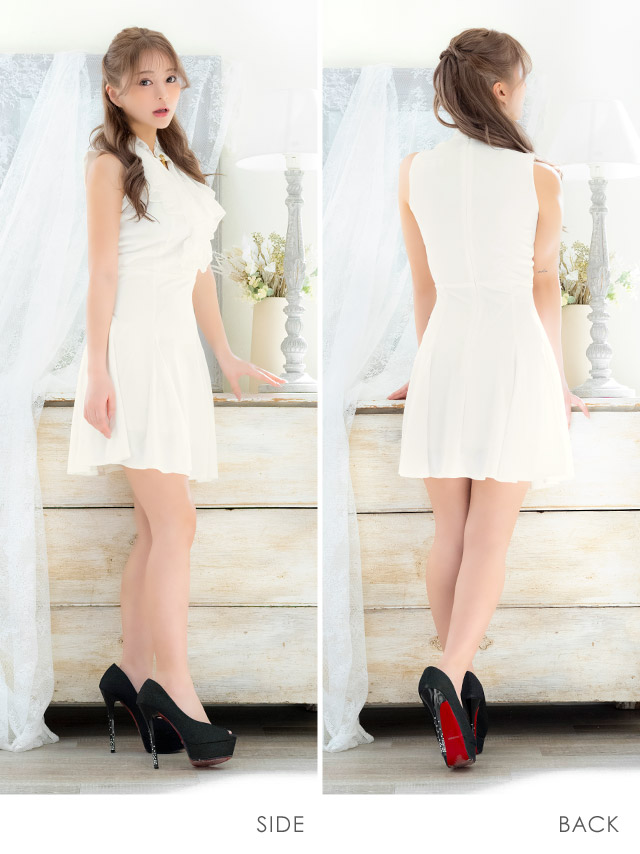 ワンピース Aライン ミニドレス ノースリーブ スタンドフリル シフォン ゴールドチェーン 同伴 白 キャバドレス のサイドバッグ全身