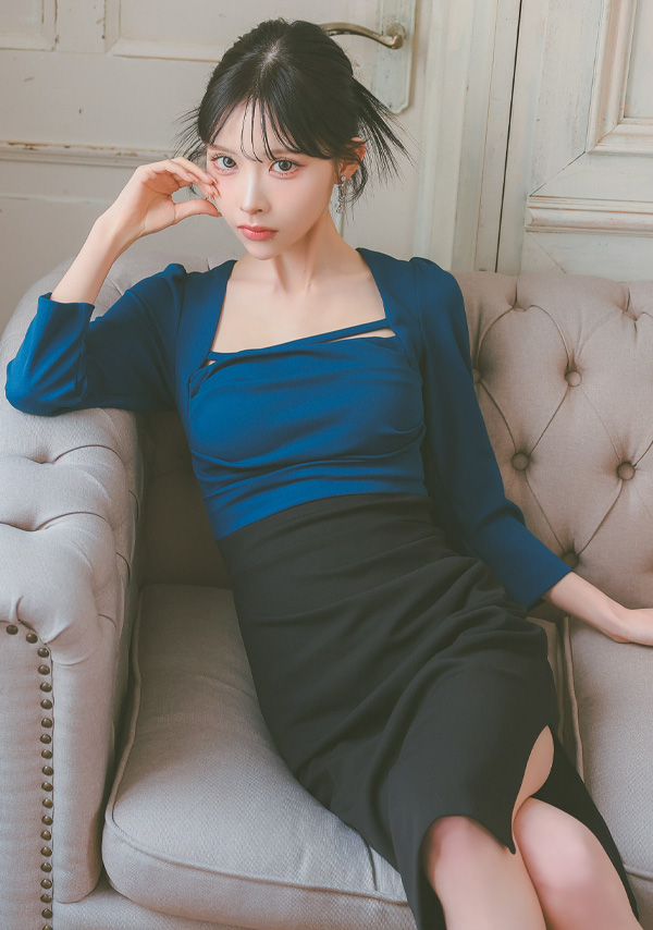 韓国ドレス 膝丈ドレス 袖あり スクエアネック コード バイカラー サイドスリット 八部袖 ストレッチ ギャザー スリット タイト キャバドレスイメージ画像1