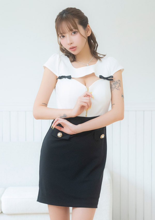 韓国ドレス ミニドレス ネックリボン 襟付き 半袖 パフスリーブ バストカット ギンガムチェック柄 谷間魅せ Aライン キャバドレスイメージ画像1