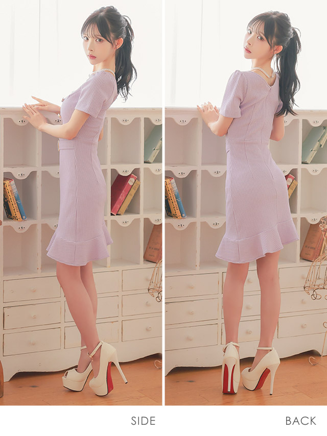 韓国ドレス ミニドレス シンプル ストレッチ 半袖 ウエストカット パフスリーブ ブラジャーのまま ゴールドボタン ワッフル 裾フリル 同伴 タイト キャバドレスのサイドバッグ全身