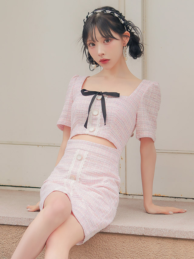 韓国ドレス ミニドレス 袖あり 五分袖 ネックリボン ウエストカットアウト レーステープ ボタン ツイード タイト キャバドレスのイメージ画像2