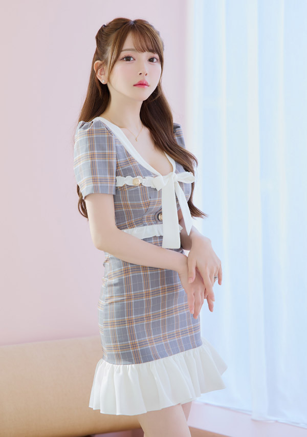 韓国ドレス ミニドレス 半袖 ネックリボン 襟付き タータンチェック柄 ゴールドボタン 裾フリル タイト キャバドレスのイメージ画像2