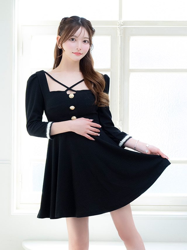 ワンピース Aライン ミニドレス 袖あり フロントボタン ゴールドチェーン フェイクポケット ストレッチ 胸元カバー 下着のまま 同伴 ベージュ キャバドレス のイメージ画像2