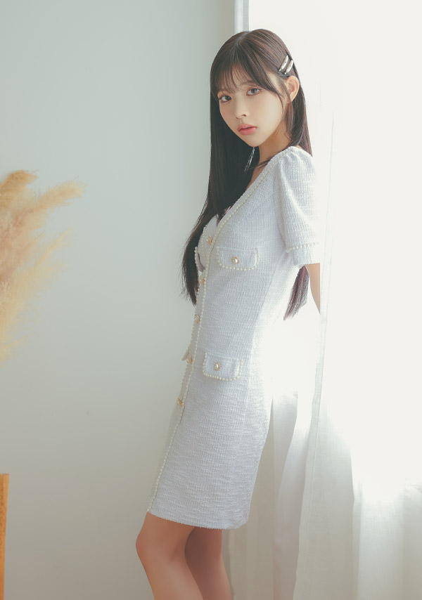 韓国ドレス ミニドレス ストレッチニット Vネック パールボタン 半袖 タイト キャバドレスイメージ画像1