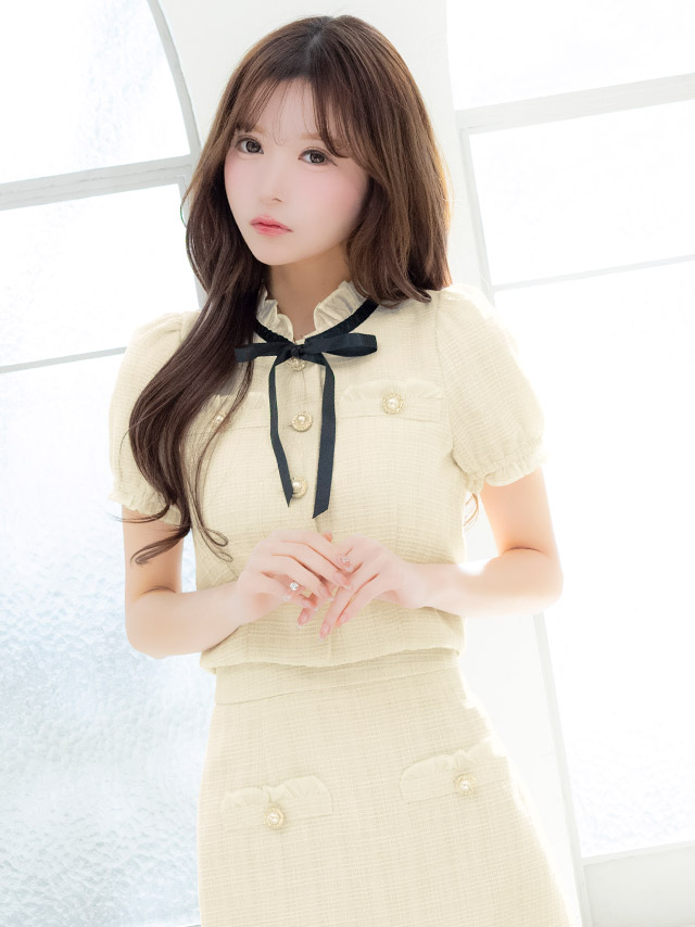 ミニドレス タイト セットアップ 半袖 ブラジャーのまま ネックリボン ハイネック 胸元隠し ツイード パールボタン 同伴 白 アイボリー XL キャバドレスのイメージ画像3