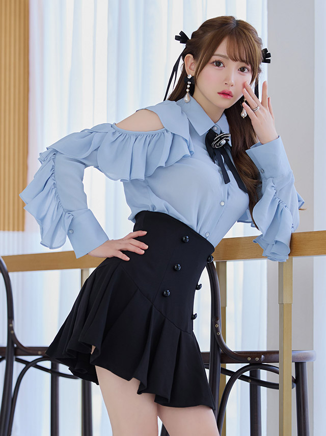 韓国ドレス ワンピース ネックリボン タイ付き 肩出し 二の腕カバー 長袖 袖ありフリルブラウス 胸元カバー ダブルボタン プリーツスカート セットアップ Aライン キャバドレのイメージ画像2