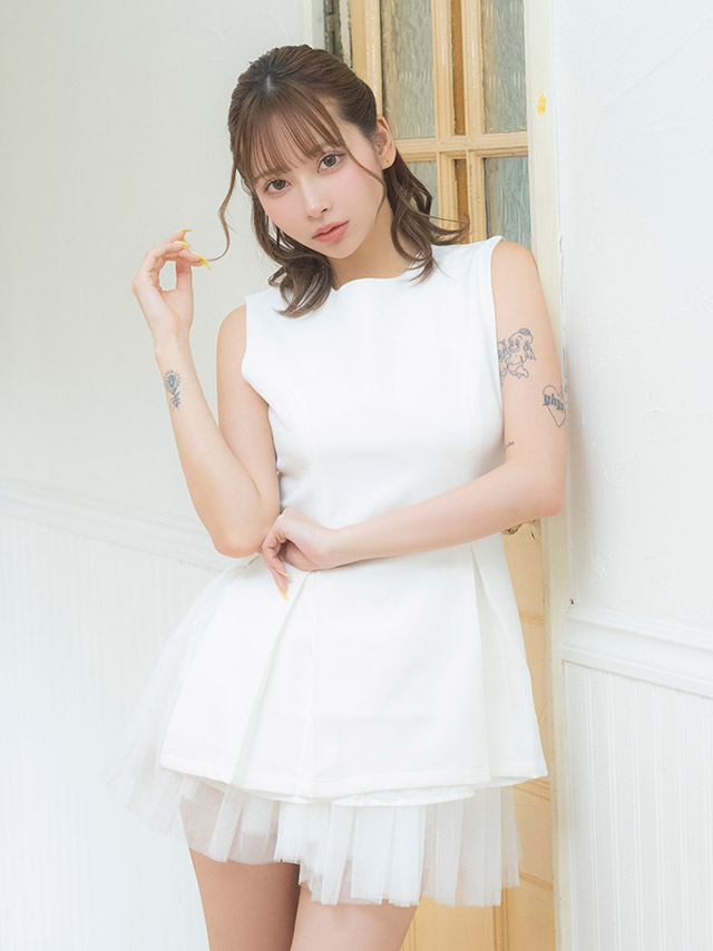 ワンピース Aライン ミニドレス ノースリーブ チュール 同伴 胸元カバー 下着のまま 白 キャバドレスのイメージ画像2