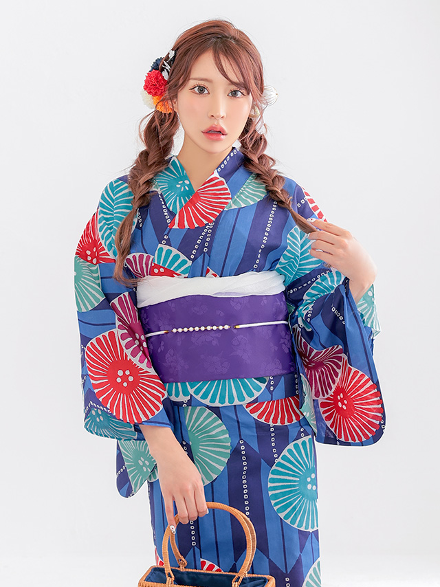 プチプラ 青地 × カラフル 菊柄 レトロ ストライプ ゆかた 2点セットのイメージ画像1