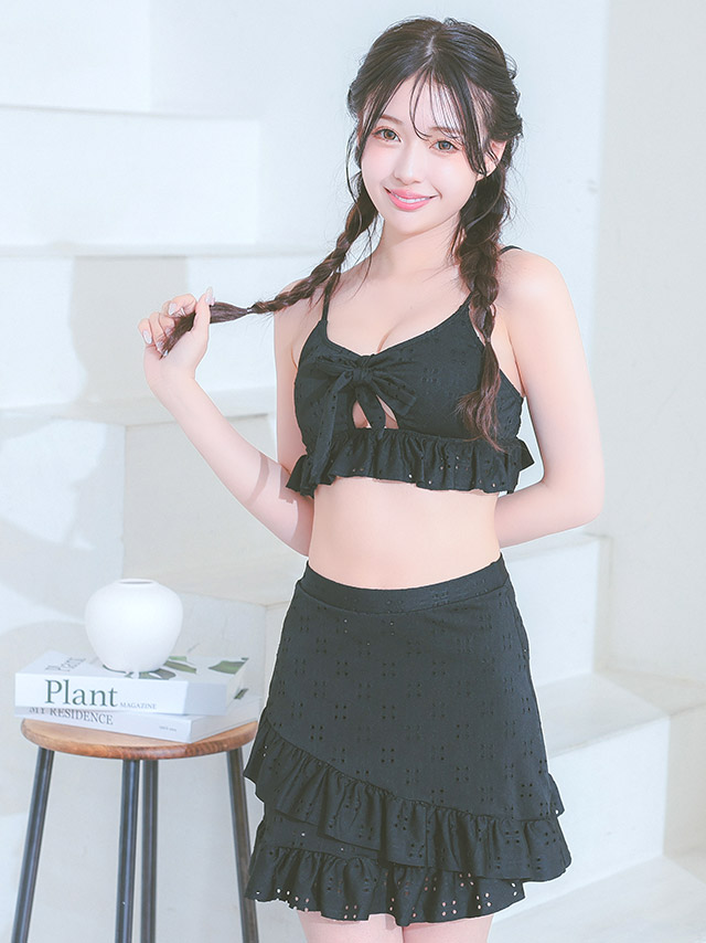 水着 エンブロイダリー レース リボン 体型カバー フリル ラップスカート 韓国風 ガーリー タンキニのフロント画像