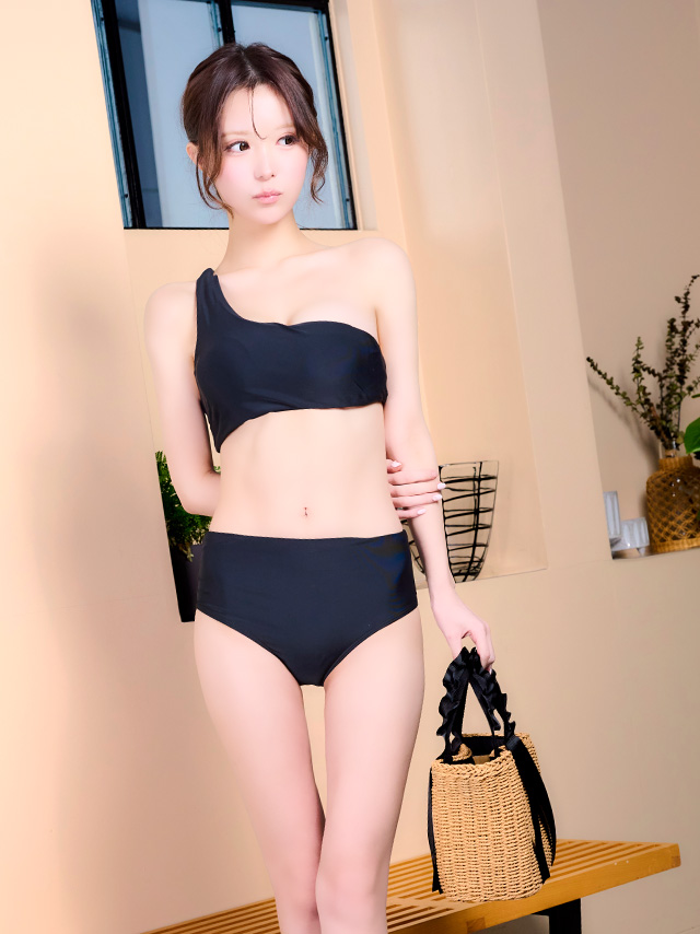 ワンショルダー バンドゥ ハイウエスト アシンメトリー ヘルシー シンプル モノトーン クール 黒 ブラック ビキニ Lサイズあり 大きいサイズのイメージ画像1