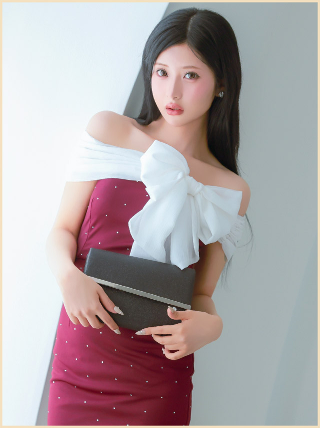 クラッチバッグ ショルダーバッグ グリッター メタルプレート チェーン 2Wayのイメージ画像1