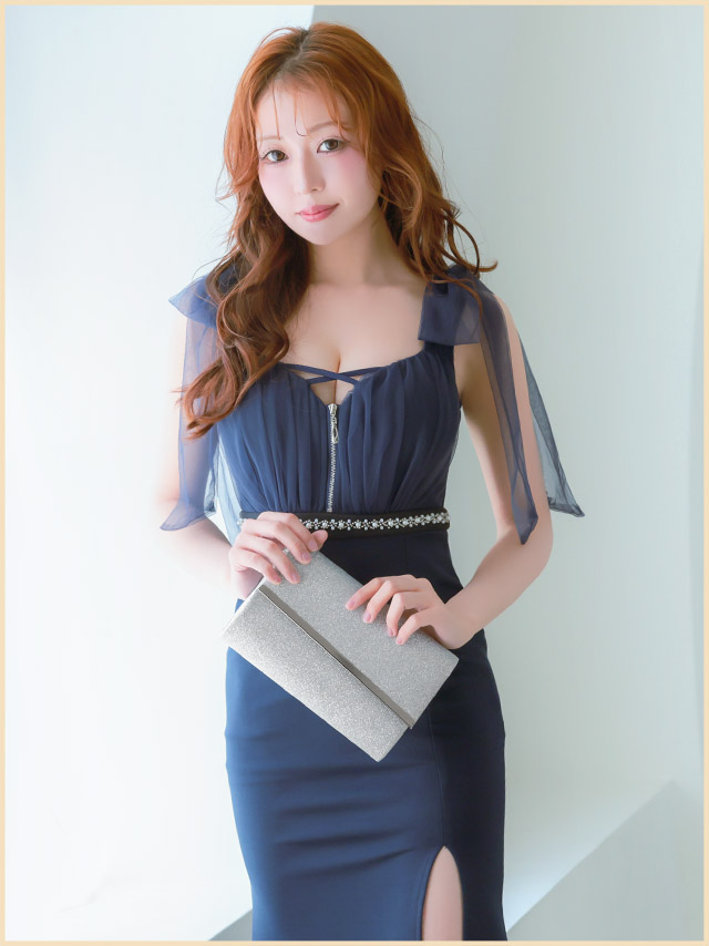 クラッチバッグ ショルダーバッグ グリッター メタルプレート チェーン 2Wayのイメージ画像1