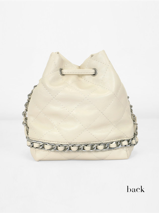 ショルダーバッグ 巾着 キルティング シルバーチェーンの詳細画像3