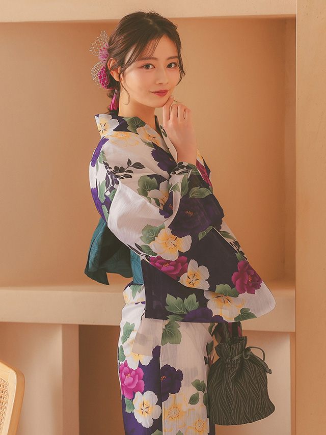 綿麻 白地×パープルフラワー ゆかた3点セットのイメージ画像2