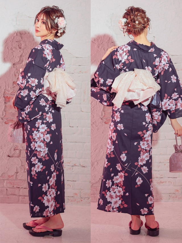 妖艶 濃紺×ピンク桜 ゆかた3点セットの全身サイドバック画像