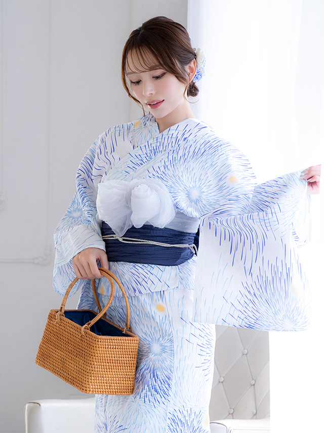 綿麻 白地にブルー花火 ゆかた3点セットのイメージ画像3