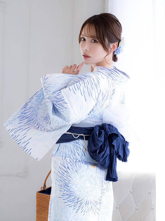 綿麻 白地にブルー花火 ゆかた3点セットのイメージ画像4