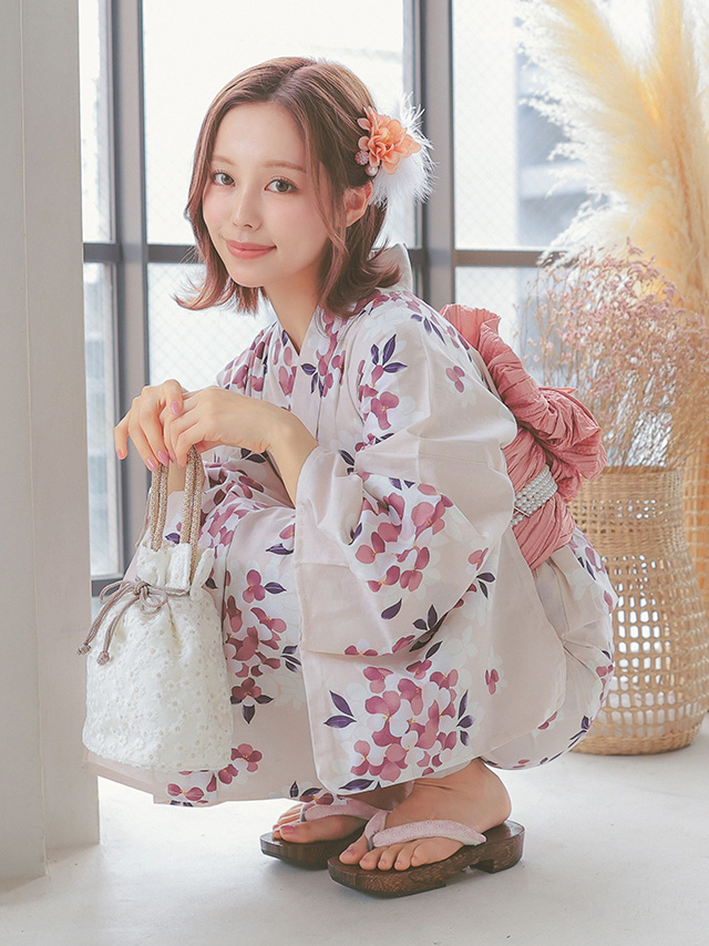 ベージュ地 × 淡いピンク 桜 ゆかた3点セットのイメージ画像3