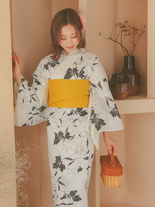 モノトーン 白地 × 牡丹 麻の葉 ゆかた3点セットのイメージ画像3