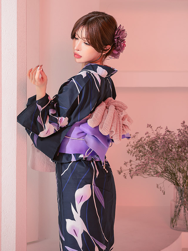 妖艶 濃紺 白 菖蒲 ゆかた3点セットのイメージ画像1