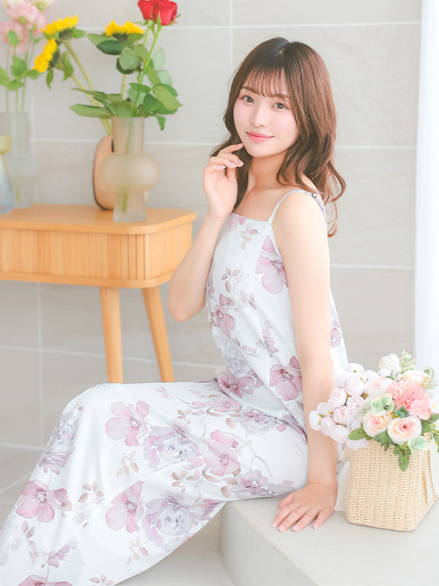 白地 水彩 ニュアンス ピンクフラワー 簡単 一人で着れる 2025 SWEETシリーズ 3点セットのイメージ画像3
