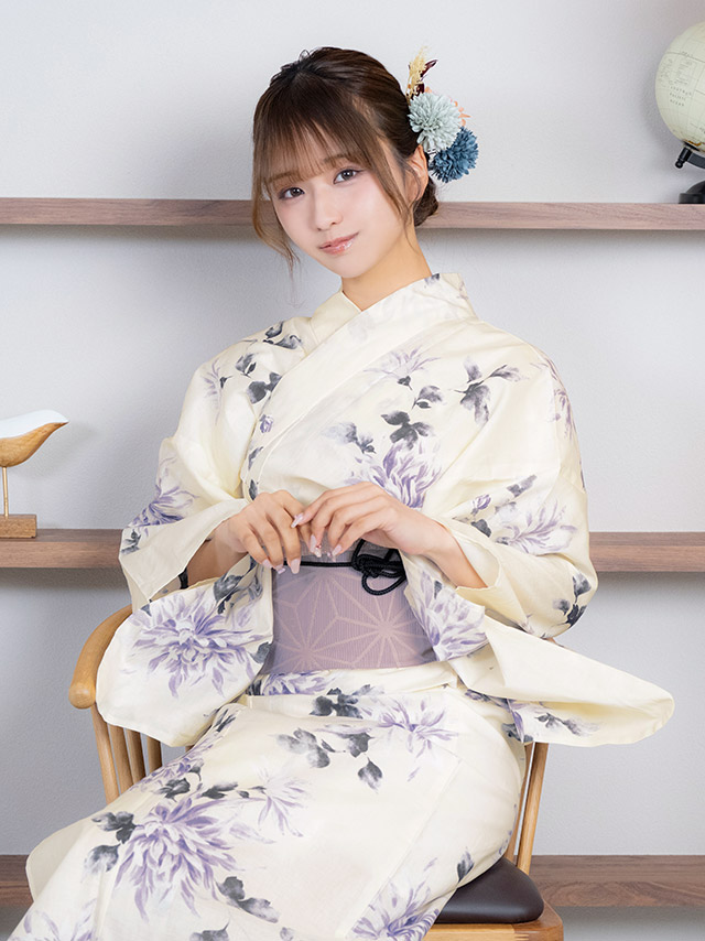 レトロ クリーム地 ニュアンスパープル 菊 ゆかた3点セットのイメージ画像2