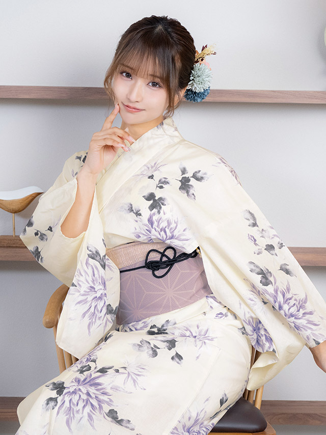 レトロ クリーム地 水彩 菊 ゆかた3点セットのダスティラベンダーイメージ画像