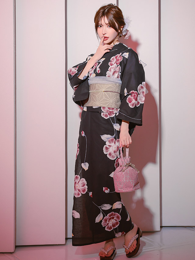 妖艶 黒地 グラデーション シャクナゲ セパレート ゆかた3点セットのイメージ画像1