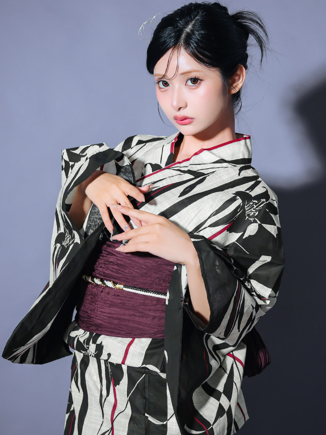 変わり縞 百合 シック かっこいい 粋 モダン 黒白モノトーン えんじ色 2点セット 着用イメージ1