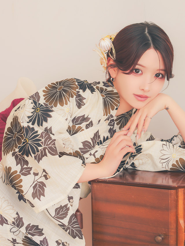 生成り 菊 古典レトロ モダン 茶色 ベージュ 赤 2点セット着用イメージ3