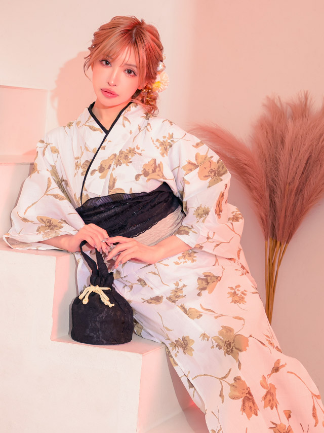 黒地 椿柄 大人っぽい 妖艶 モダン ニュアンス グラデーション 黒 ブラック 白 赤 2点セット 着用イメージ2