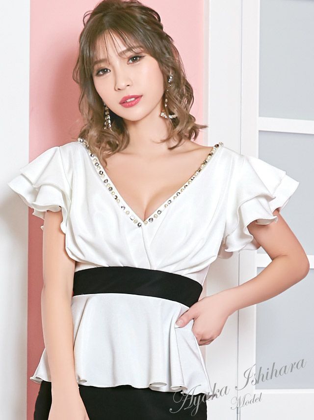 イメージ画像1 キャバドレス 大きいサイズ Tika ティカ 石原彩香着用 胸元ビジュー ペプラム タイト ミニドレス ホワイト×ブラック グレー×ブラック ネイビー×ブラック S?XXXLサイズ キャバ ドレス ペプラムドレス ナイトドレス 体型カバー ミニ ひざ丈 キャバ嬢 キャバクラ 通販