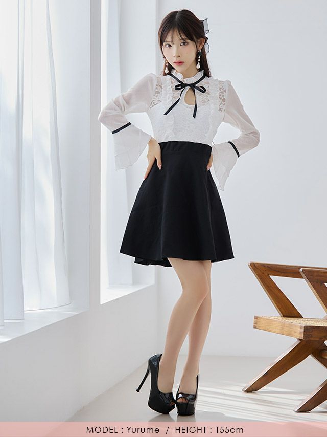 イメージ画像4 キャバドレス 韓国 [Tika/ティカ]明日花キララ着用 レース 胸あき リボン ゴールド ミニドレス ホワイト×ブラック S?Lサイズ 韓国ドレス キャバ ドレス 大きいサイズ ミニ 膝丈 キャバワンピ 私服 シンプル ワンピース 白 黒 清楚 通販