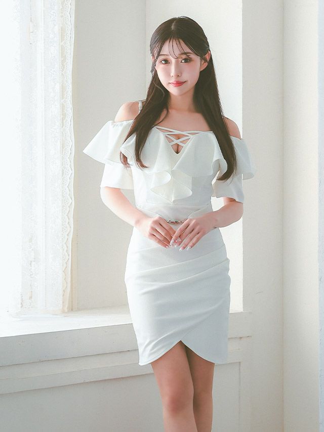 イメージ画像2 Tika 伊藤桃々着用 S?XLサイズ フリルデザインウエストベルトワンカラータイトミニドレス (ホワイト/グレー/ブラック) 4サイズ展開 /レディース/キャバドレス【キャバ嬢 キャバクラ キャバドレス ドレス ラウンジ スナック ナイトワーク お水】