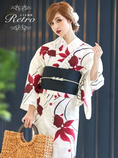 [SALE] [浴衣] クリーム地に流水紋と...